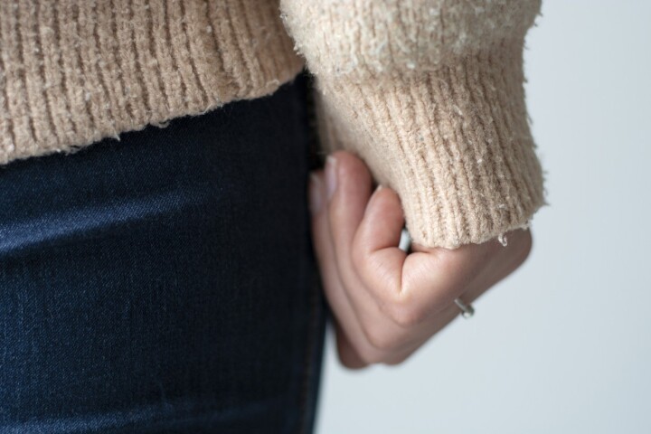 Pullover verfilzt? Mit diesen Hausmitteln und Tipps kannst du deinen Pullover retten.