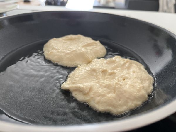 Oladi Pfannkuchen mit Kefir - Rezept | Frag Mutti