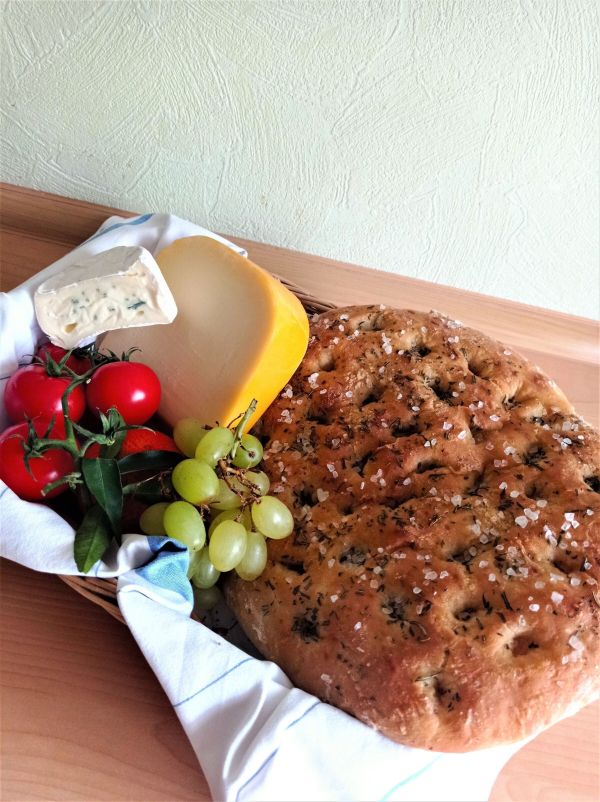 Focaccia - Italienisches Fladenbrot - Rezept | Frag Mutti
