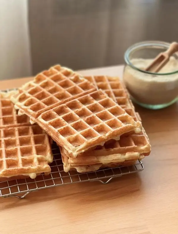 Die Brüsseler Waffeln sind außen schön knusprig und innen luftig leicht. 