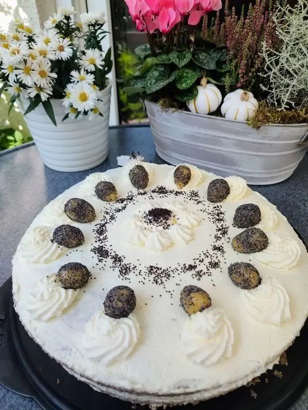 Schlesische Marzipantorte schmeckt einfach mega nach Marzipan und ist sehr saftig. Lässt sich gut vorbereiten