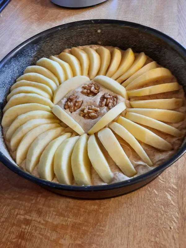 Wenn man sich vorher schon M&uuml;he gibt &ndash; vor allem beim Belegen der &Auml;pfel und Waln&uuml;sse &ndash; wird es meistens ein tolles Ergebnis.