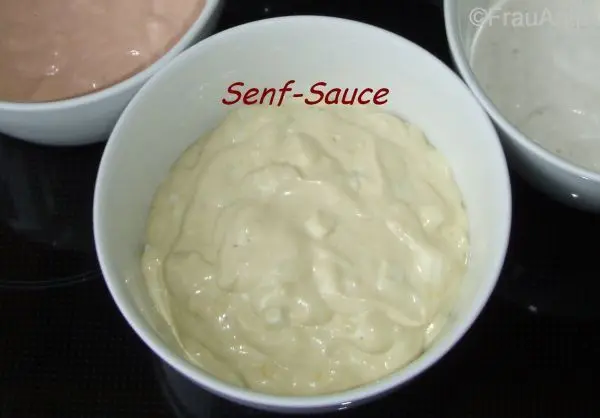 Senf-Fonduesauce selbstgemacht.