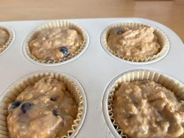 Die Muffins sind dank des Apfels und der Karotten super saftig und auch noch am n&auml;chsten Tag hervorragend.