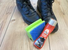 Küchenschwamm zum Schuhe eincremen