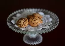 Mandel-Cookies mit Schokostückchen