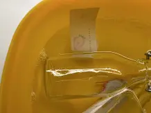 Aufkleber, Klebereste, Etiketten usw. mit Orangenreiniger entfernen