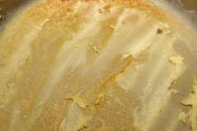 Angebranntes in Töpfen und Tiegeln