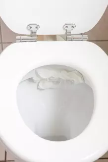 "Essigwickel" bei Kalk im WC