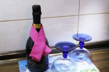 Sektflasche ohne Schäumen öffnen III