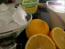 Zitronen-Buttermilch (Smoothie)