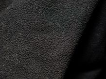 Wollige mit glatten, schwarzen Socken waschen ohne hässliche Flusen