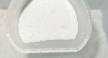 Waschpulver gegen vergilbte Silikonfugen