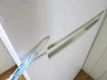 Kugelschreiberflecken von Kühlschranktüren entfernen