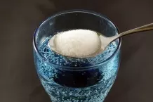 Zuckerwasser gegen Husten in der Nacht