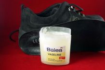 Quietschende Schuhe