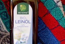 Pickeln vorbeugen mit Leinöl