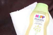 Babyölflecken auf Glattledersofa