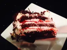 Einfache Schwarzwälder-Kirsch-Torte mit oder ohne Alkohol
