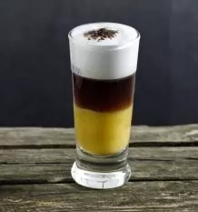 Espresso mit Eierlikör