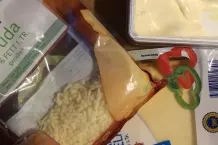 Leckere einfache Käsesoße aus Käseresten