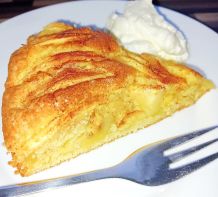 Apfelkuchen in der Tasse