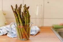 Spargel und Gemüse frischer halten