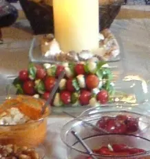 Tomaten-Mozzarella-Spieße