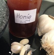 Knoblauchsirup gegen Schnupfen und Heiserkeit