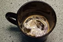Kaffee mit Eis oder ganz einfach Eiskaffee (wortwörtlich)