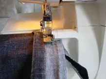 Jeans kürzen und den Original-Saum erhalten
