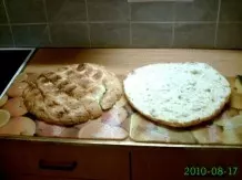 Pizza mit türkischem Fladenbrot