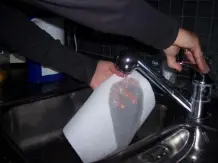 Kaminscheibe billig mit Asche reinigen - mit Fotoanleitung