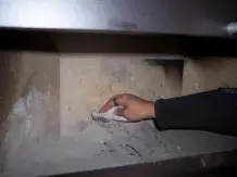 Kaminscheibe billig mit Asche reinigen - mit Fotoanleitung