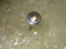 Das Dampfloch im Topfdeckel verschließen