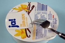 Joghurtbecher spritzen nicht mehr beim Öffnen