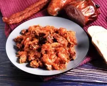 Polnische Spezialität: Bigos - Wurst- und Fleischreste