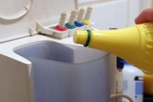Mundduschecenter entkalken und reinigen