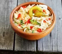 Super schneller Krautsalat mit Puzsta-Gemüse