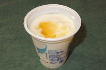 Naturjoghurt mit Honig