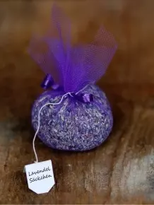 Lavendelsäckchen als Duftkissen