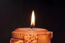 Kerzenwachs entfernen