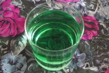 Buntes (Kinder-) Wasser