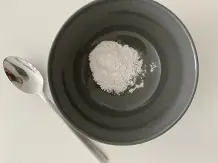 Backofen mit Backpulverpaste reinigen