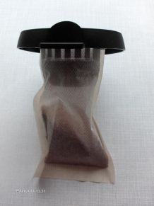 Teefilterhalter zum Aufhalten von Gefrierbeuteln nutzen