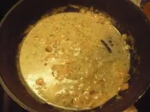 Pasta mit Räucherlachs-Sahnesauce