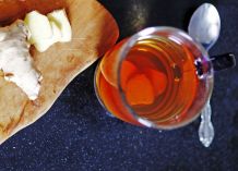 Ingwer-Salbei-Honig-Gebräu gegen Erkältung