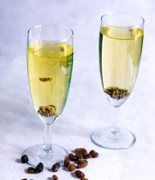 Spaß im Sektglas - tanzende Rosinen
