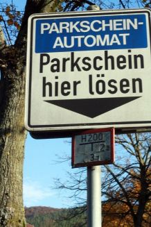 Zu kurzer Arm für den Parkschein-Automaten?