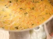 Fettschicht von Suppe leicht entfernen